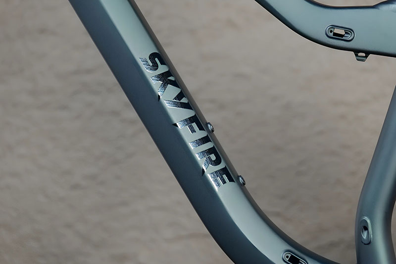 Racetrack aluminium fietsframe - Mountain Biking Uk recensie en prijs